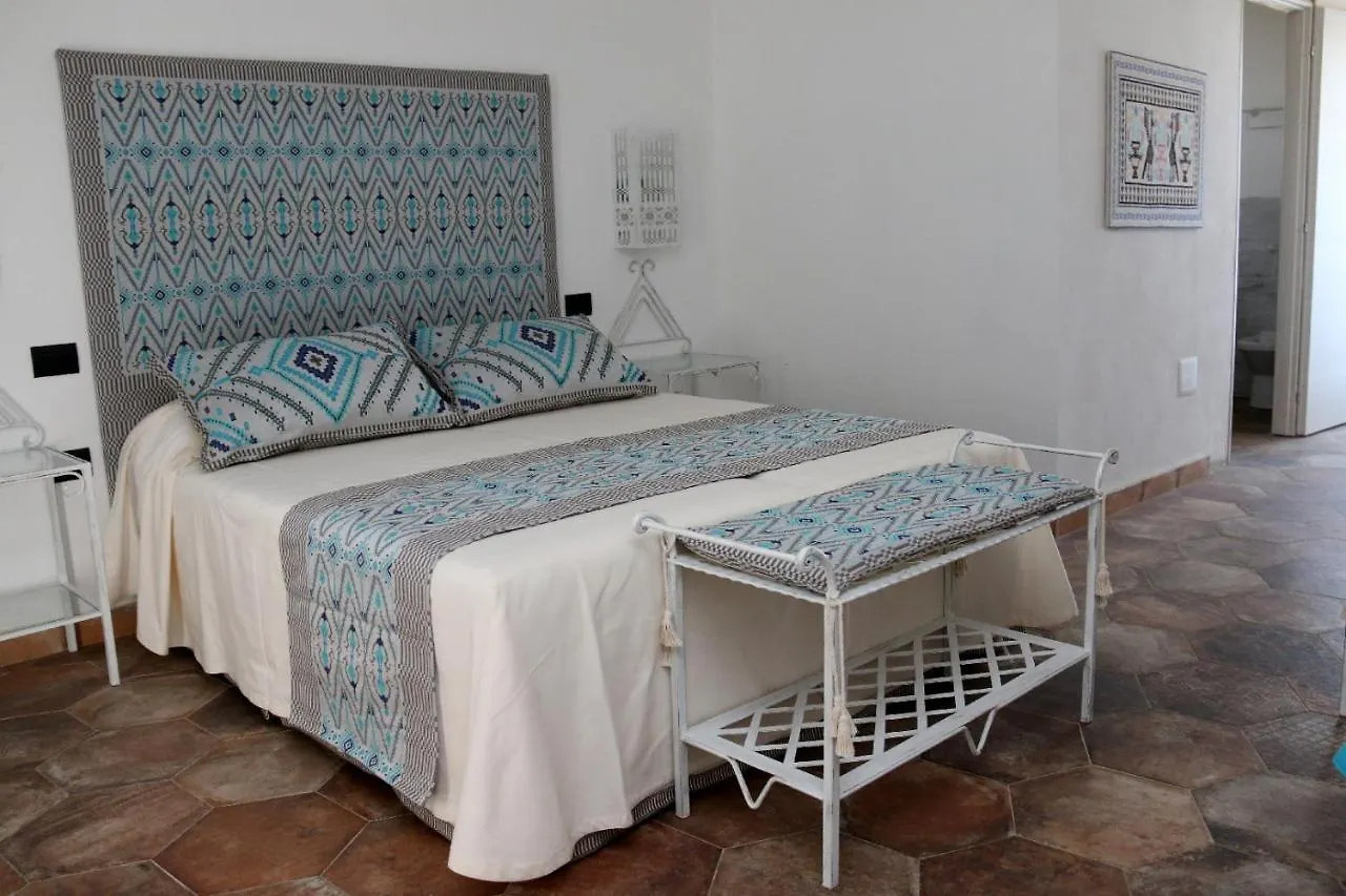 Hotel Tre Lune Villasimius 3*,